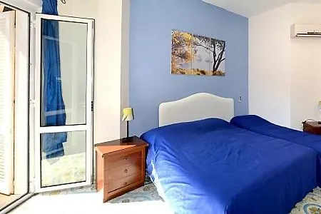 Apartment Sleeps 3 Air Con Sorrento